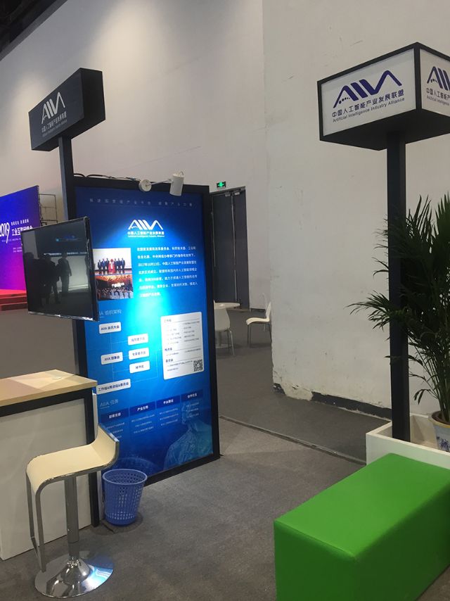 0303_175955_243.jpg 2.jpg